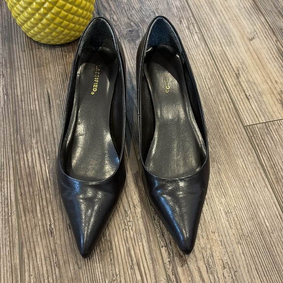 Classified Kitten Heel - Picture 2 of 5